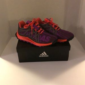 Adidas women’s sneakers